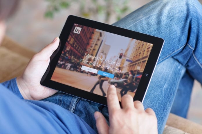 Privacytips voor LinkedIn: ga professioneel om met privacy - Clickx